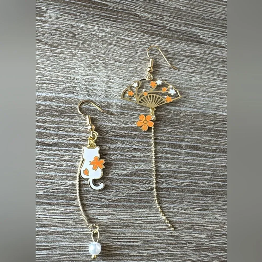 Cat earrings A765